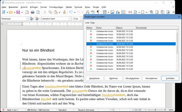 Ein LibreOffice-Dokument mit markierten Unterschieden sowie der Kasten mit den aufgelisteten Einfügungen und Löschungen