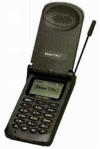 Motorolas 1996er StarTAC hat alles verändert: es war klein, schlank und passte in die Hosentasche. (Bild: Motorola)