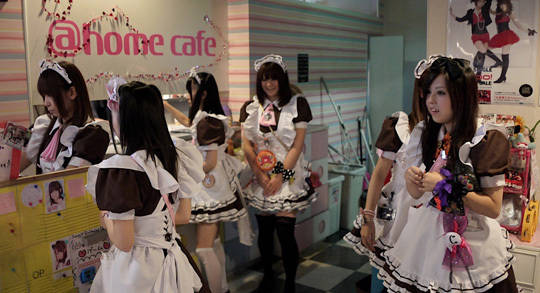 Das @Home Cafe in Akihabara: ein typisches Maid Café (Foto: popupcity.net)