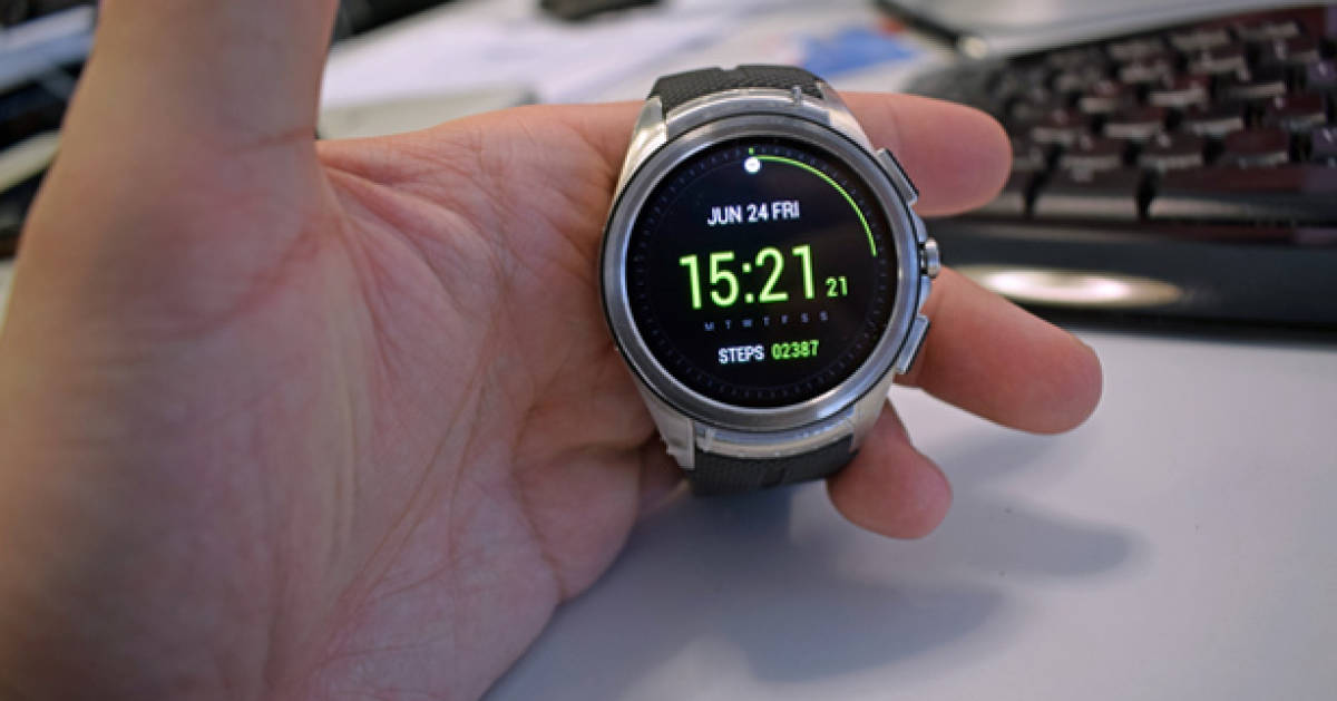 LG Urbane 2nd Edition LTE Smartwatch im Test pctipp.ch