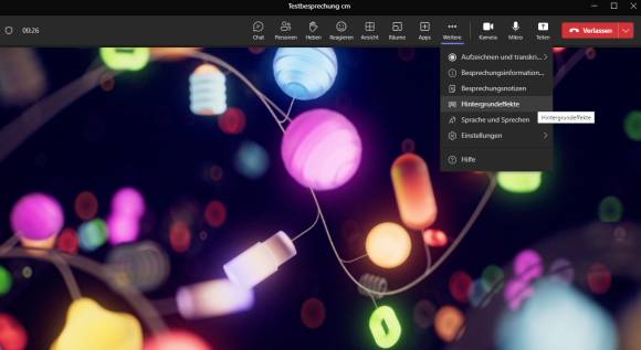 In Teams ist das Menü "Hintergrundeffekte" geöffnet