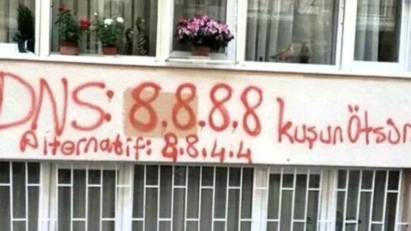 Ein DNS wird zum Symbol im Kampf gegen Zensur