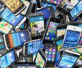 Haufen von Smartphones