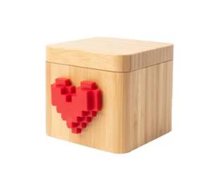 Eine Bambus-Box mit einem Herz drauf