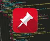 Das Symbol vom CopyLess ist auf einem unscharfen Hintergrund zu sehen, der Programmcode zeigt
