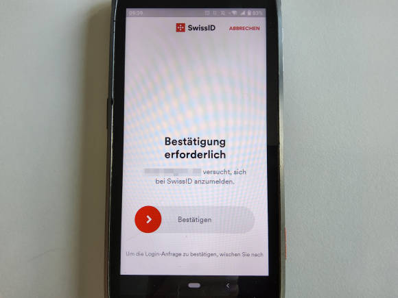 2FA: Bestätigt wird via App 