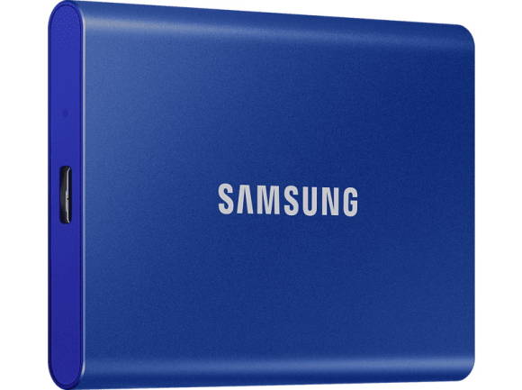 Ein Samsung-SSD in blauem Gehäuse