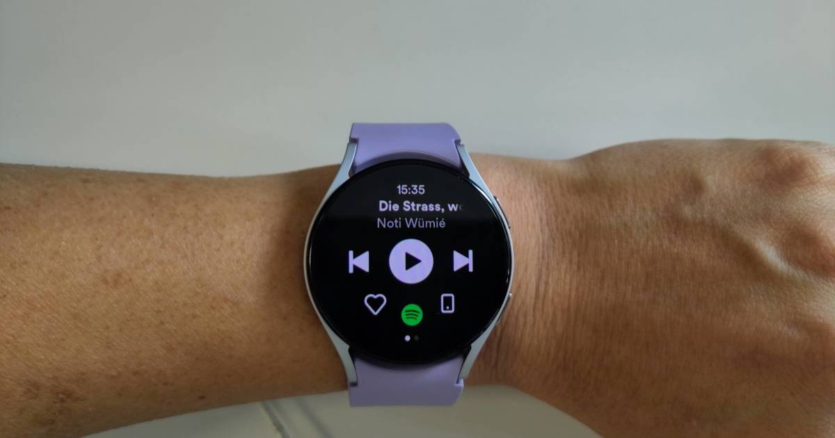 Samsung smartwatch spotify hot sale