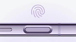 Der Fingerabdrucksensor des Flip4 ist seitlich angebracht Nahaufnahme Fingerabdrucksensor des Flip4