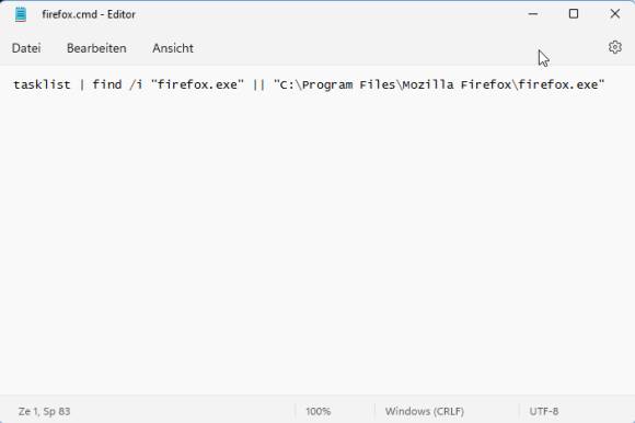 Die einfache Befehlszeile in der Batch-Datei, geöffnet in Notepad