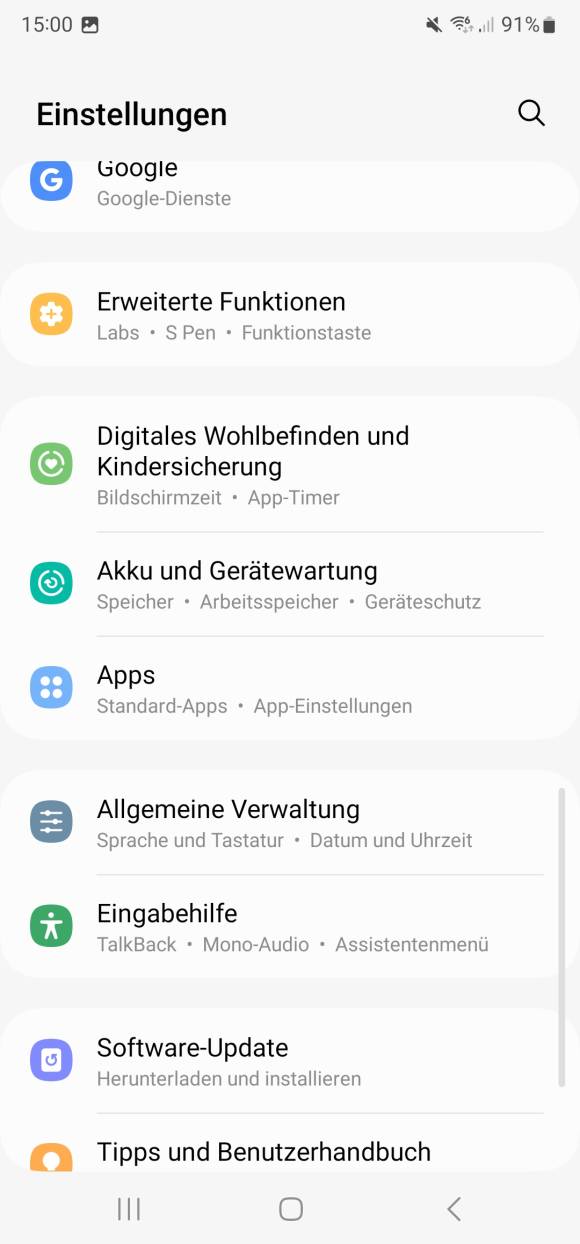 Screenshot der Samsung S22 Einstellungen mit dem Punkt Akku und Gerätewartung