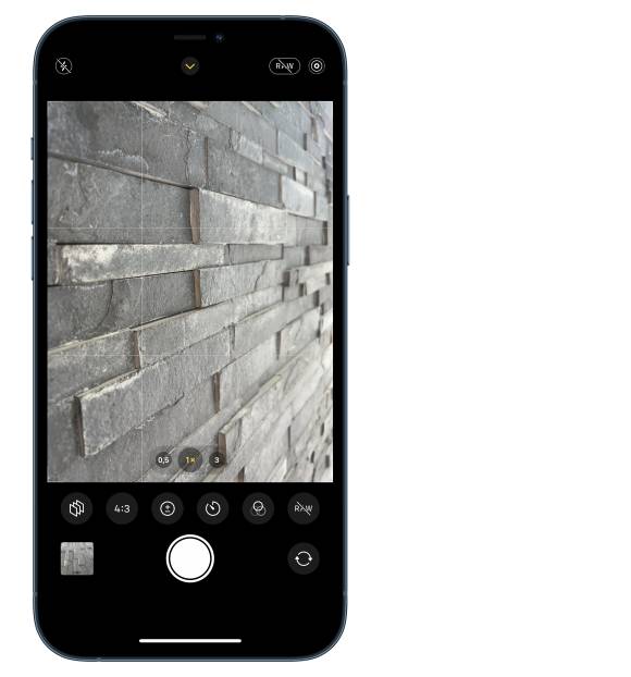 Eine schwarze Mauer in der Kamera-App am iPhone