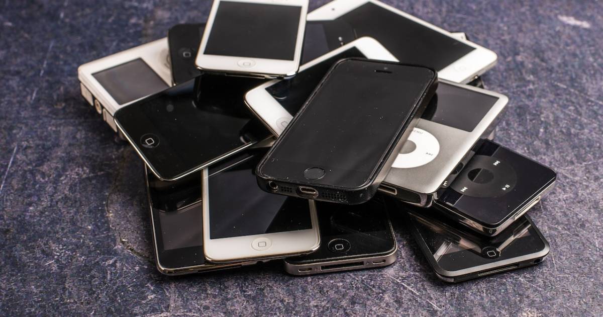 Comparis Viele Schweizer kaufen weiterhin alle 2 Jahre ein neues Handy pctipp.ch