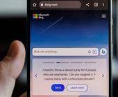 AI Chat-Bot von Microsoft auf einem Smartphone