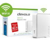 Ein Devolo Wi-Fi 6 Repeater und die zugehörige Verpackung