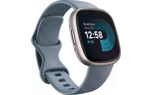 Fitbit Versa 4 in Blau