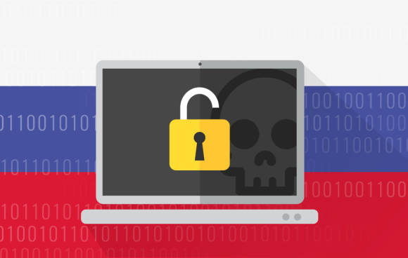 Symbolbild zeigt geknackten Laptop auf einer Russland-Flagge 