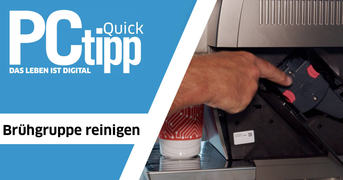 Br-hgruppe-beim-Kaffee-Vollautomaten-reinigen