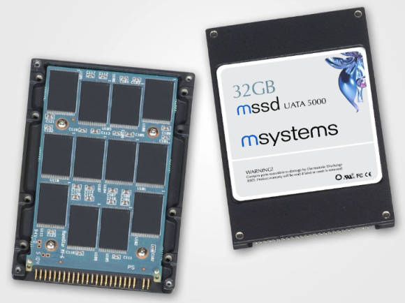 Bild 2: Öffnet man ein SSD, zeigt sich der frappante Unterschied zu einer Harddisk