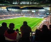 Zuschauer im Stadion